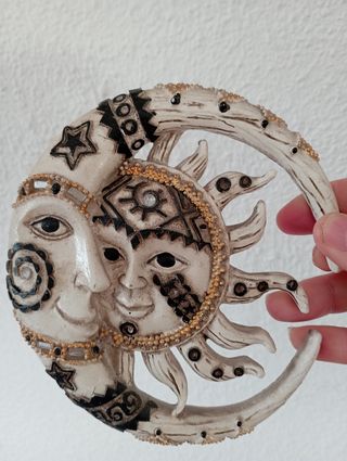 Esculturas en madera pintadas