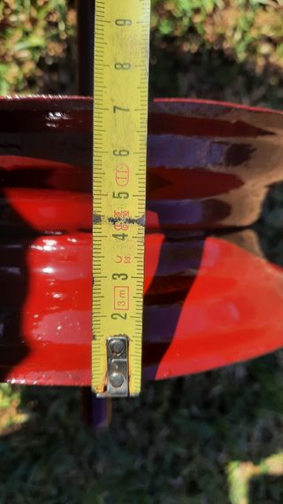 Rueda de carretilla antigua