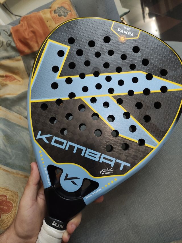 Pala pádel Kombat Pampa