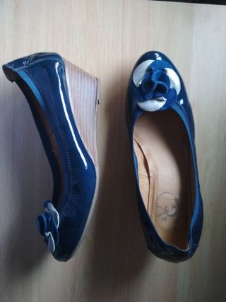Zapatos de cuña estilo bailarina