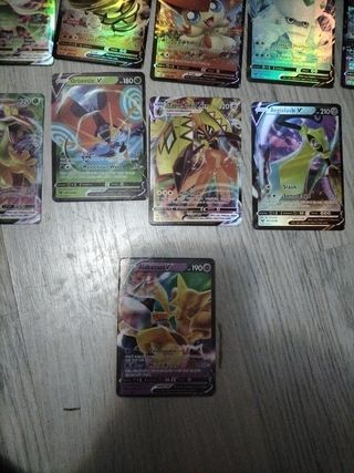 Cartas Pokémon vMax
