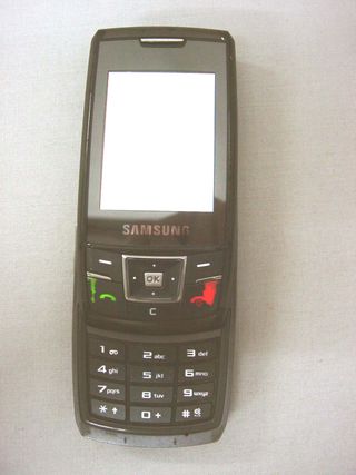 Telefono movil Samsung SGH-D880 (LEER EL ESTADO)