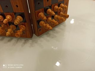 OCCASIONE PER NON VEDENTI. Scacchi in miniatura in legno di ulivo