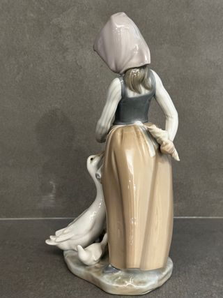 Figura de Lladró Caracoles a los patos. 1974