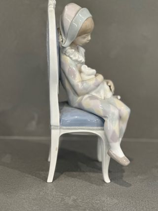 Figura de Lladró Niño arlequín sentado.1972