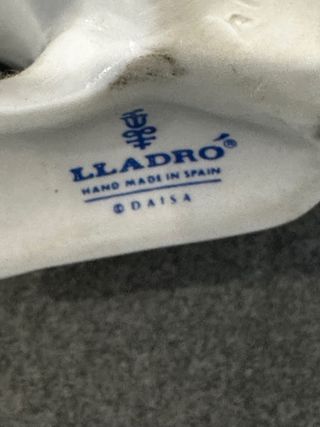 Figura de Lladró Perro lastimero.1969