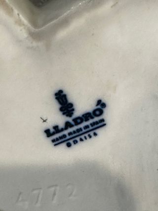 Figura de Lladró Conejito comiendo tostado. 1971