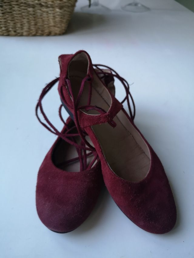 bailarinas color burdeos. talla 34.