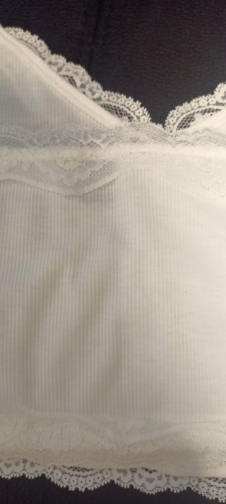 top blanco con encaje Shein