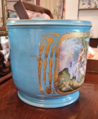 Macetero porcelana de Sevres XVIII