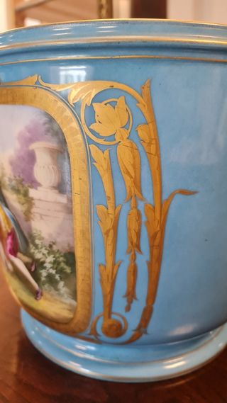 Macetero porcelana de Sevres XVIII