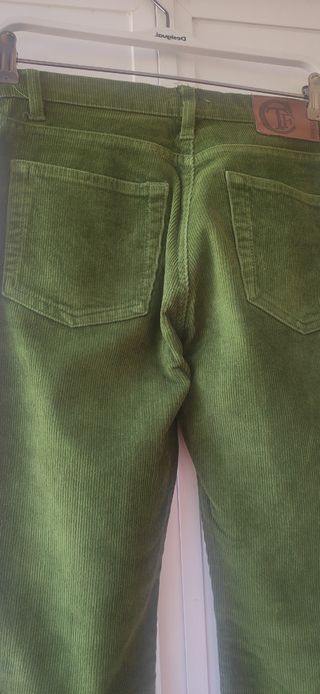 pantalones de pana, Cortefiel 