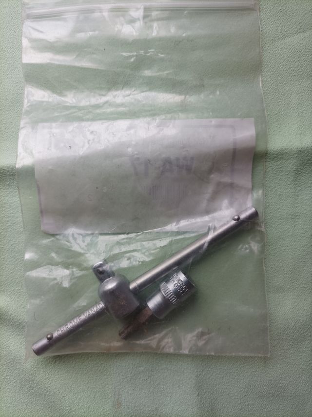 Chave em T pequena para vidros