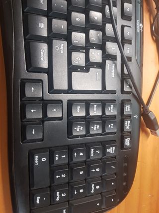 Logitech Keyboard 200