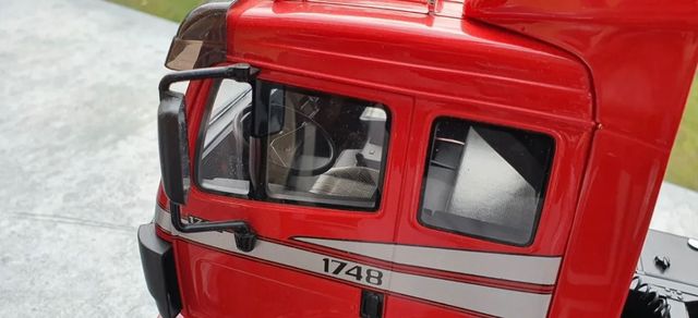 Otto 1/18 MERCEDES-BENZ SK 90'