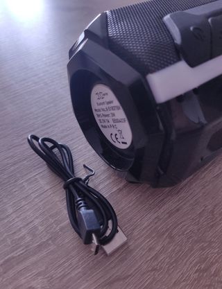 Altavoz de Bluetooth Negro NUEVO