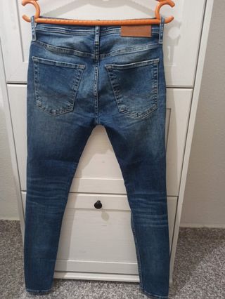 pantalon vaquero original. jacks & jones .