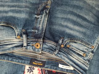 pantalon vaquero original. jacks & jones .