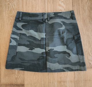Falda militar 