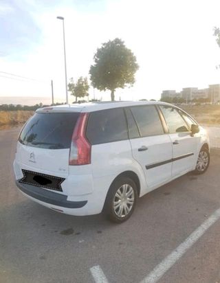 Citroen Grand C4 Picasso 2011