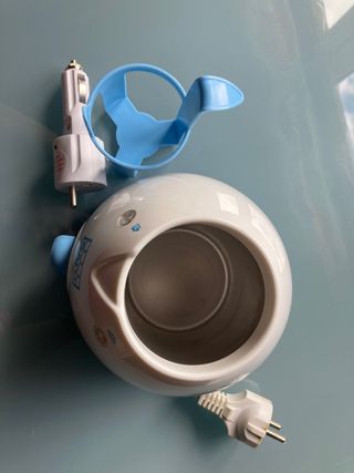 Calienta biberones Saro.