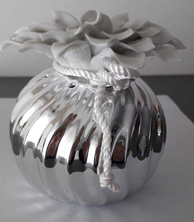 Profumatore per ambienti in ceramica argentata