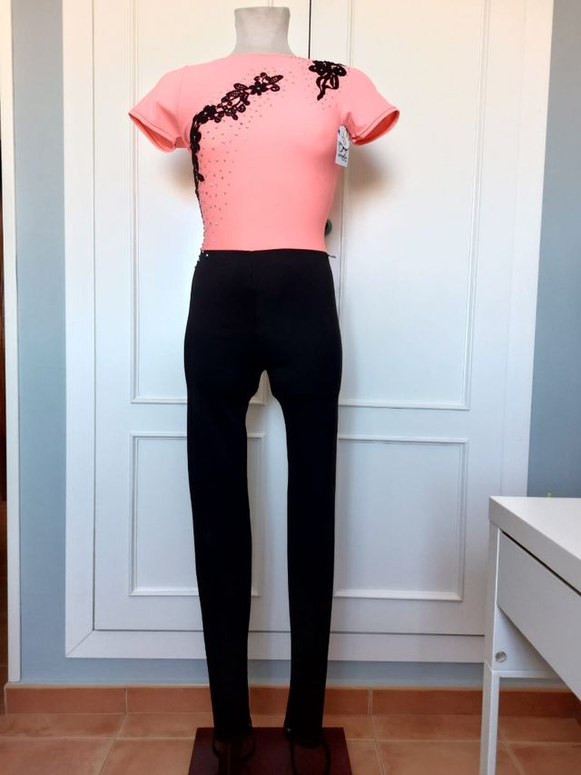 Mono/Maillot de patinaje artístico.