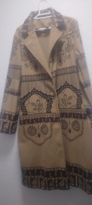 Gabardina estampado 