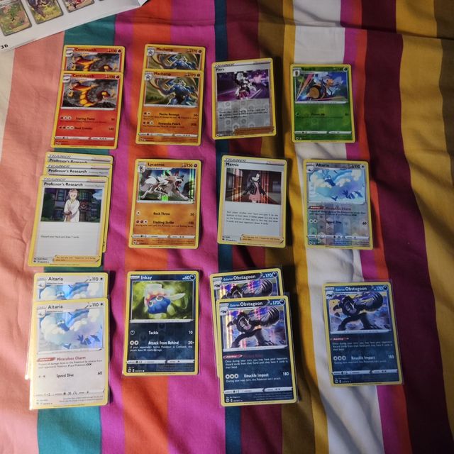 Cartas Pokemon holográficas o reverse