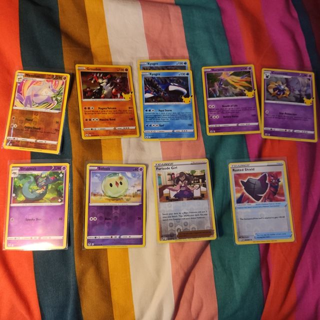 Cartas Pokemon holográficas o reverse