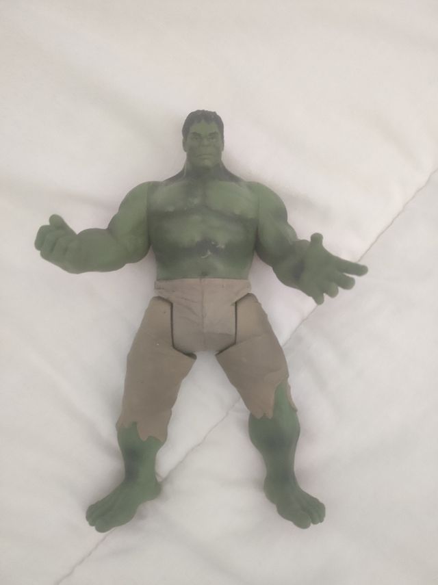 muñeco articulado Hulk de Marvel