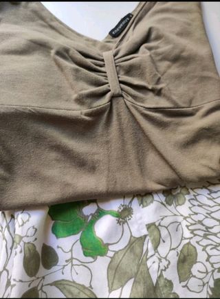 Lote: falda y camiseta 💚