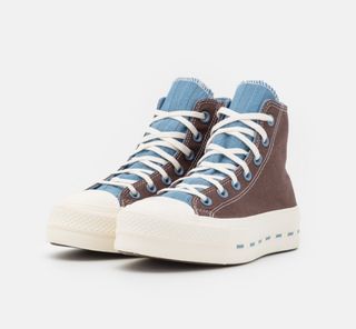 Vendo zapatillas converse sin estrenar.