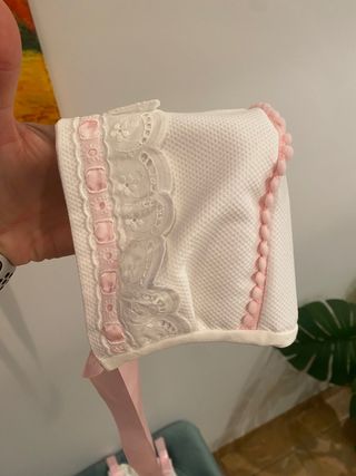 faldón vestido bebé de piqué con capota