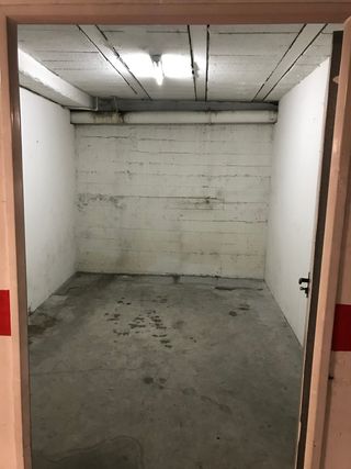 Trastero en venta, plaza de parking.