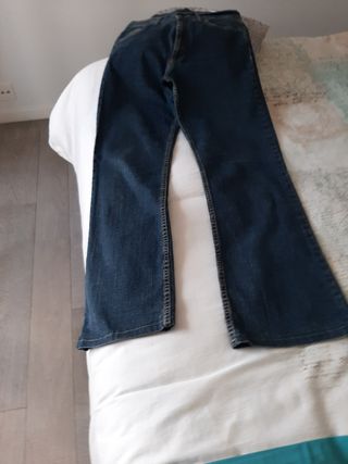 Vaquero talla 42 acampanado