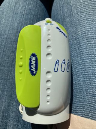 Calienta biberón para coche