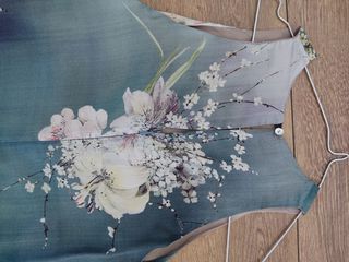 Vestido de seda estampado