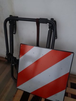 portabicicletas y señal v20