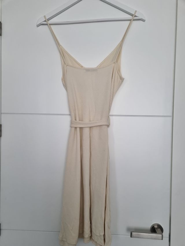 Vestido botones cinturón crema Mango. Talla M