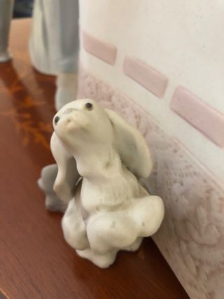 LLADRÓ Figura antigua .