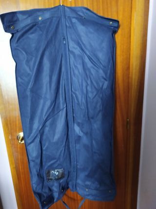 Traje con chaleco azul marino