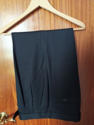 Traje con chaleco azul marino