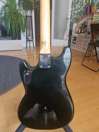 Guitarra Fender Musicmaster 1978