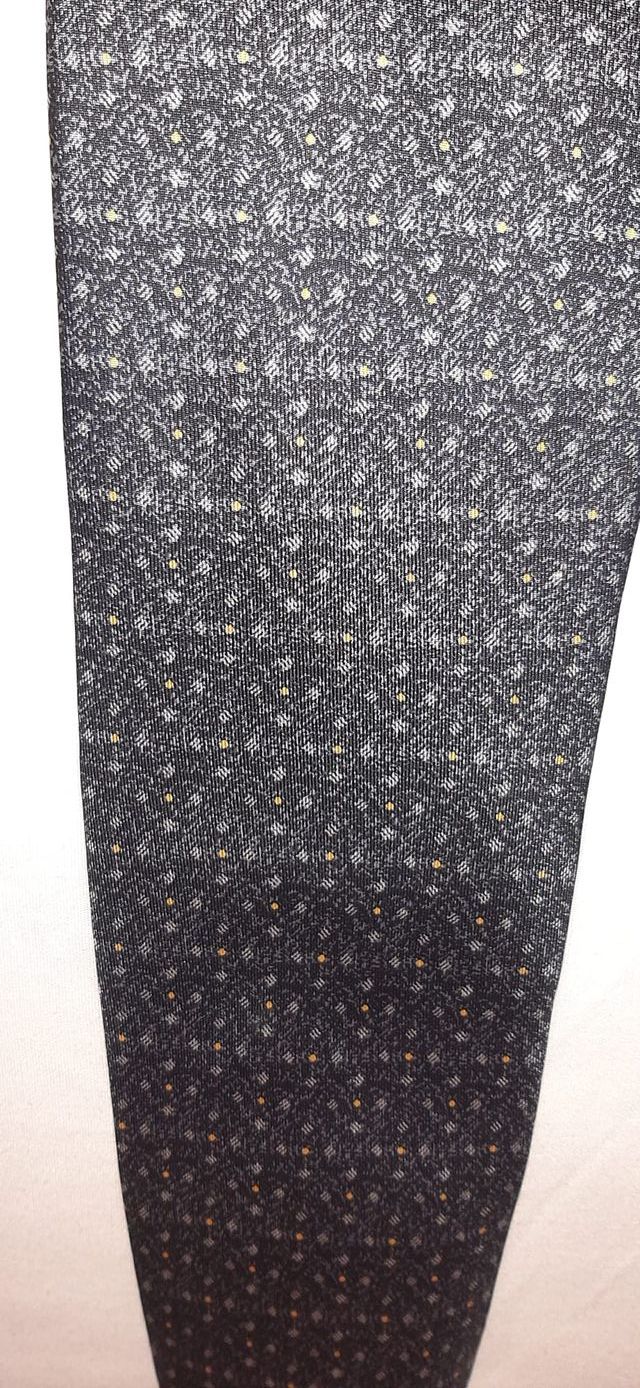 Corbata gris / negro (100% seda natural)