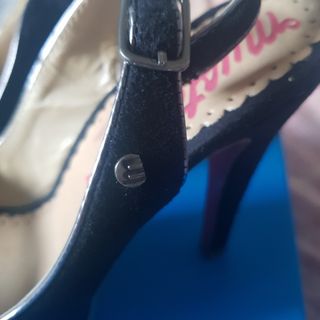 Sandalias tacón Mustang