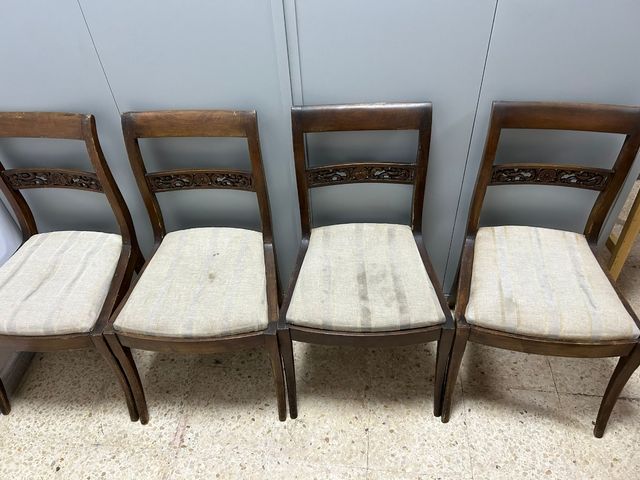 4 sedie in legno intagliato molto belle x 120 @ 150€