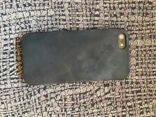 Iphone 5 con funda y cargador