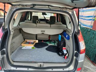 Renault Grand Scenic 2005