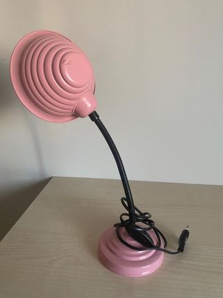 Flexo rosa de estudio 